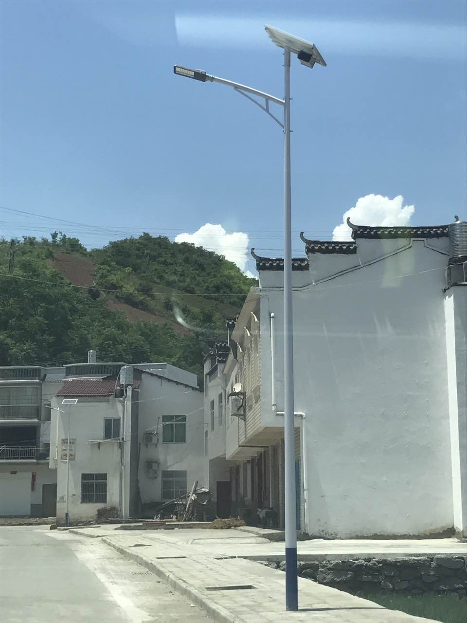 led鋰電池太陽能路燈